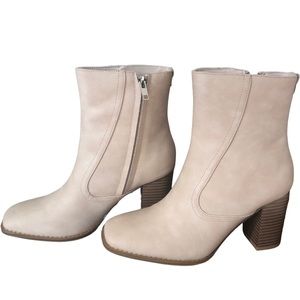 🆕 Faux Leather Chelsea Booties